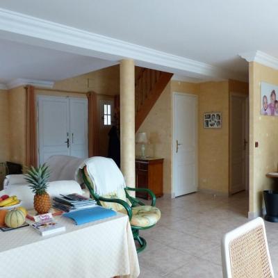 Entrée sur salon/séjour